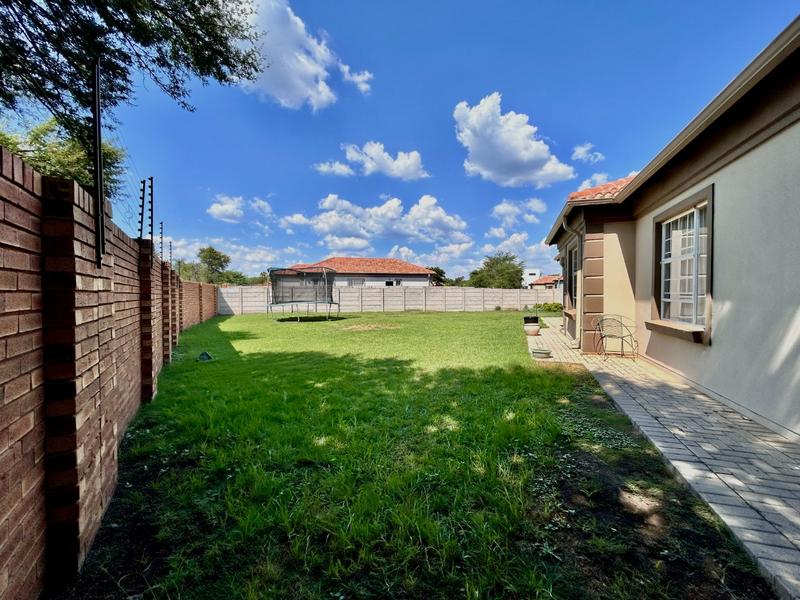 3 Bedroom Property for Sale in Ngwenya River Estate North West